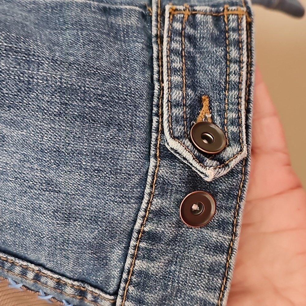 UPCYCLED DENIM JACKET - Picture 3 of 13
